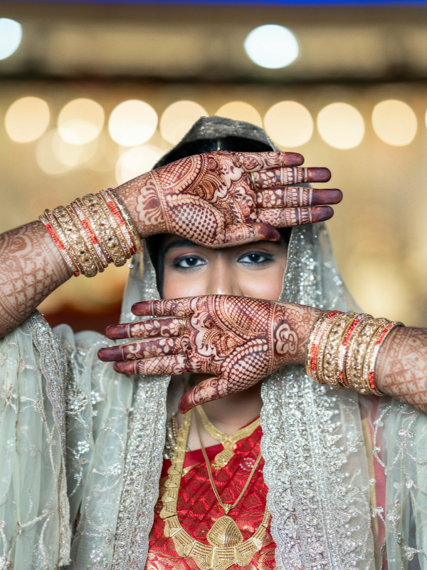 Elegant-Arabic-Bridal-Henna
