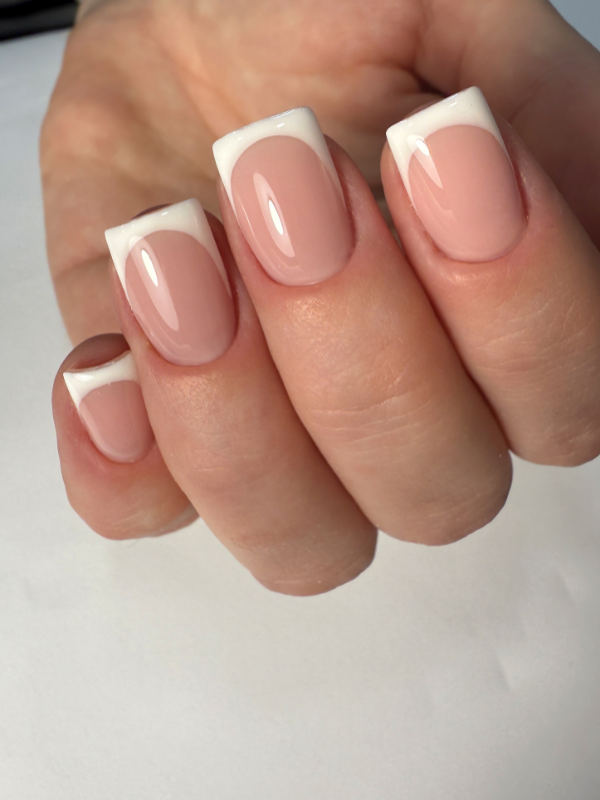 Short-Square-Nude-Nails