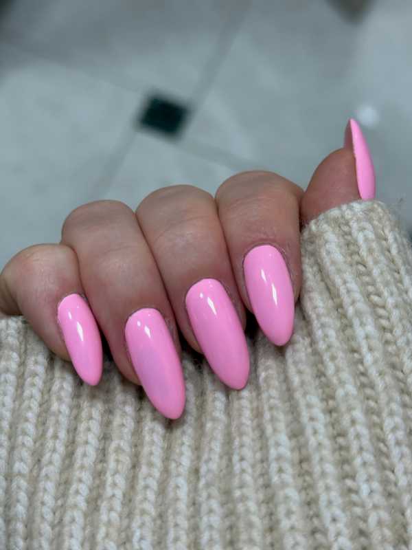 Cute-Girly-Pink-Nails
