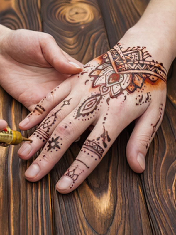 Arabic-Vine-Henna-Design