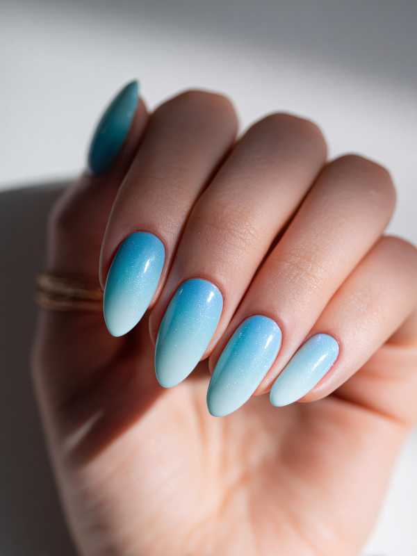 Pastel-Blue-Nails