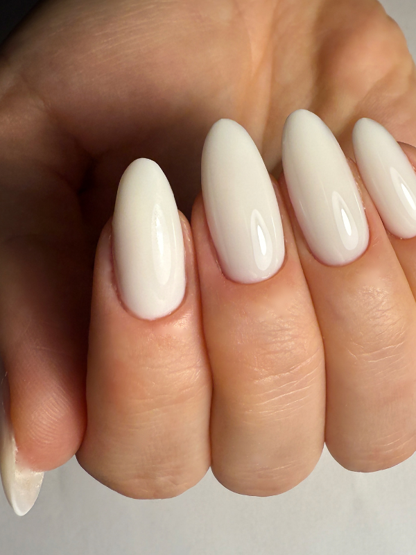 Milky-White-Nails