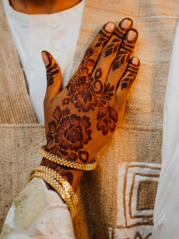 Arabic-Back-Hand-Henna-Design