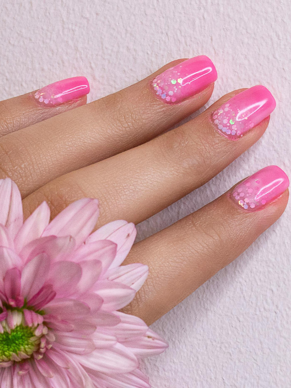 Soft-Pink-Glossy-Nails