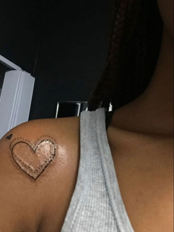 Heart-Shoulder-Tattoo-Ideas
