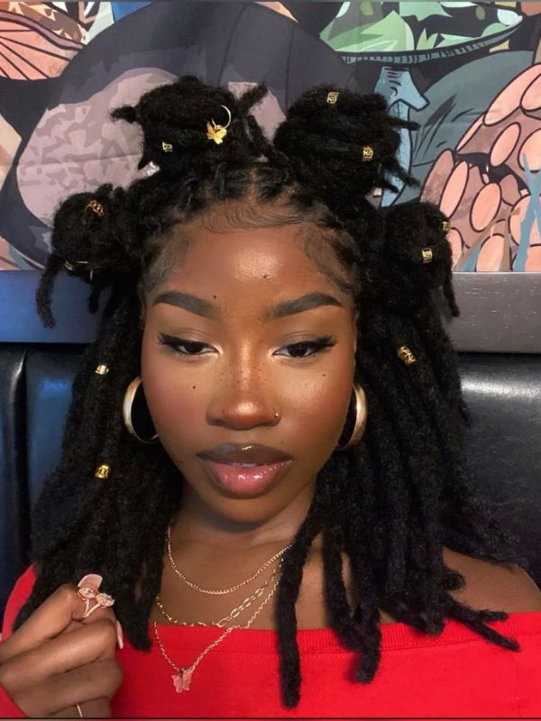 graduation-loc-hairstyles