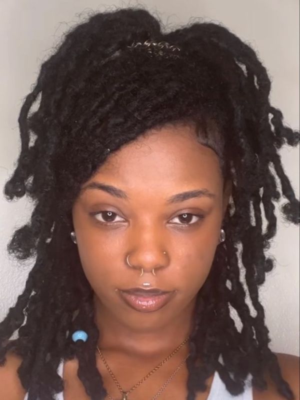 Stylish-Ways-to-Wear-Locs