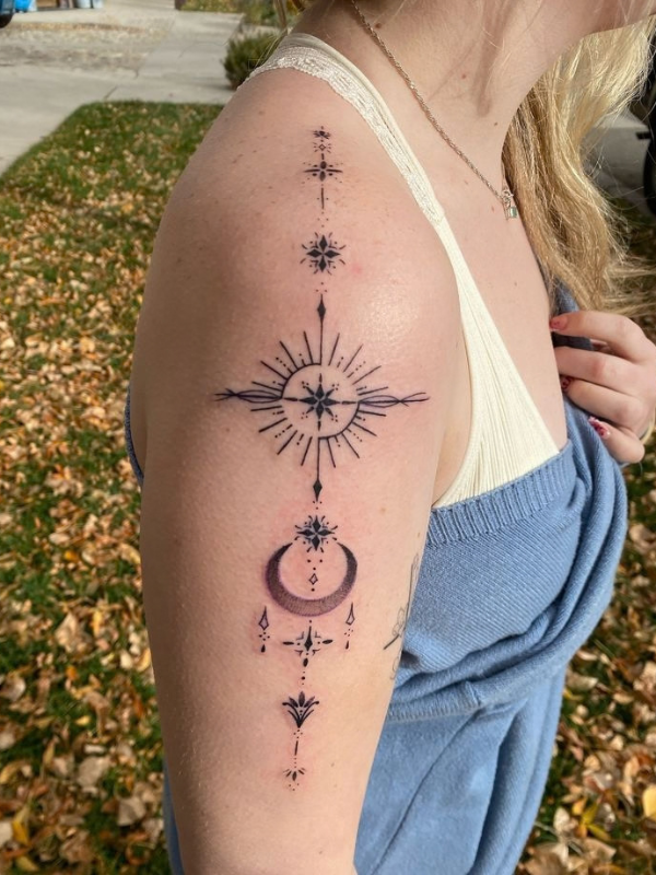 Ornamental-Shoulder-Tattoo-Ideas
