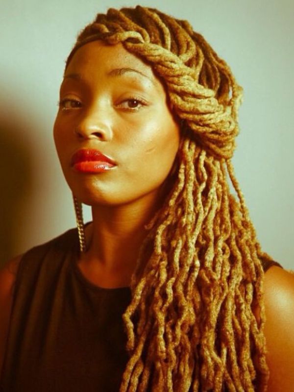 Stylish-Ways-to-Wear-Locs