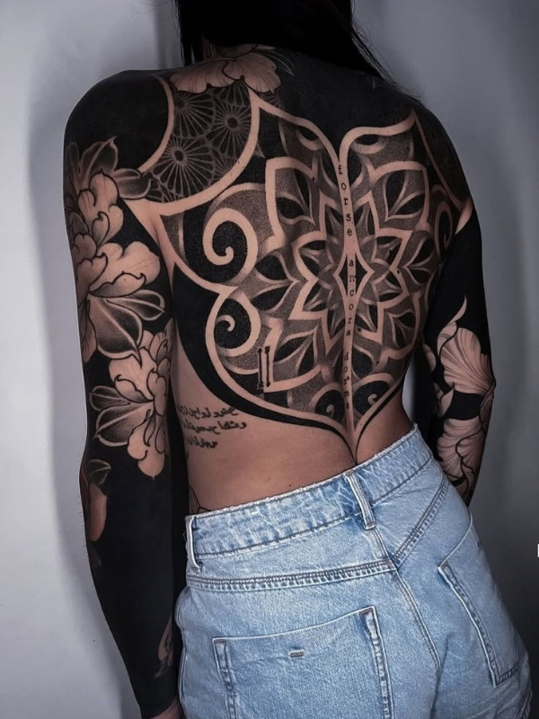 blackwork-tattoos