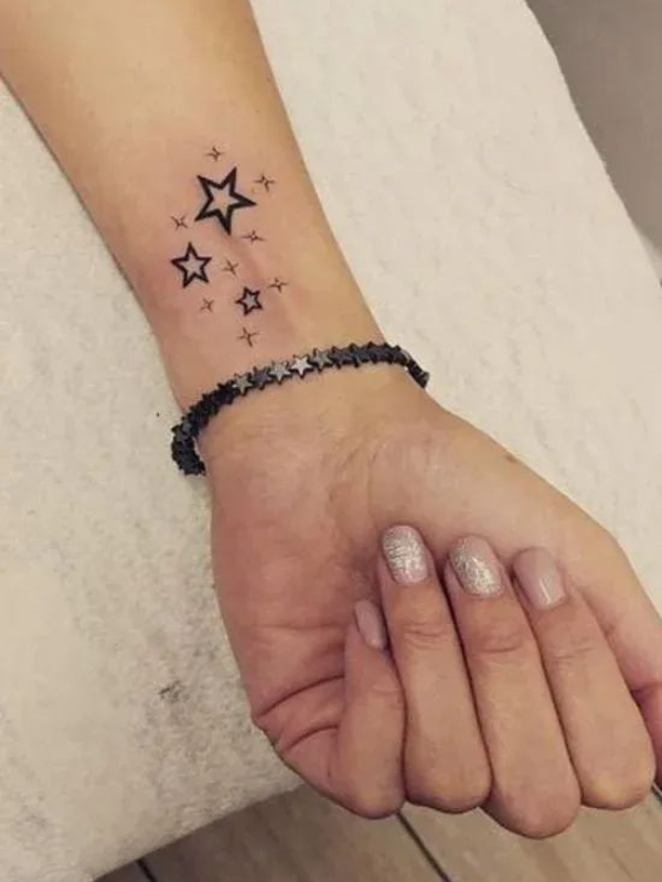 Star-Hand-Tattoo-ideas