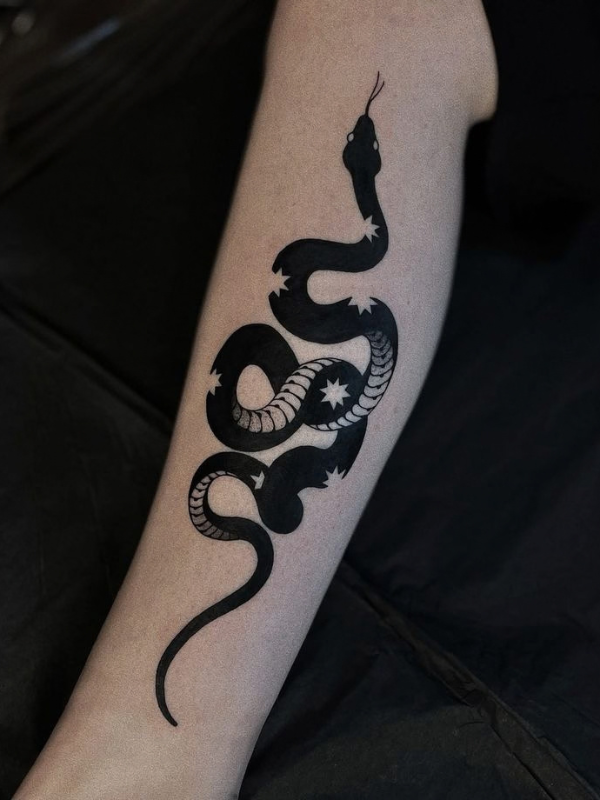 blackwork-tattoos