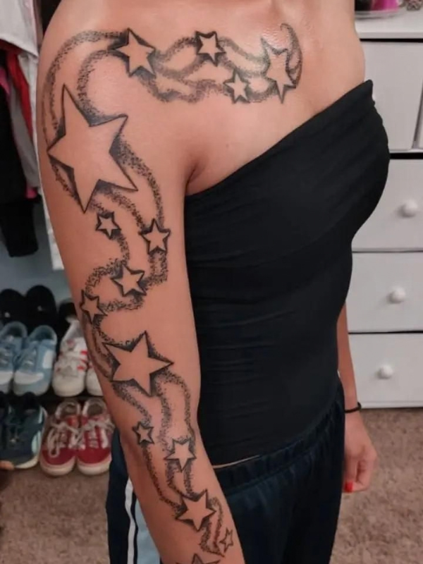 star-Shoulder-Tattoo