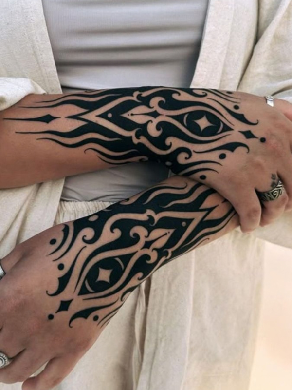 blackwork-tattoos